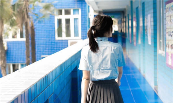 天全如何找到一个可以帮助我生孩子的女人？