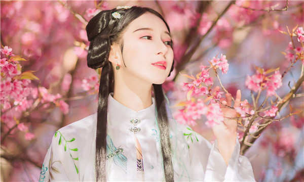 天全供卵试管婴儿：助您实现家庭梦想的科学方案